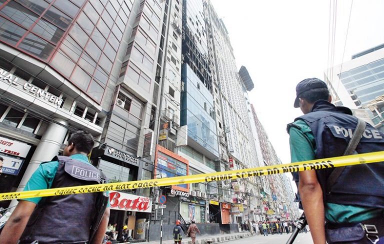 এফআর টাওয়ার নির্মাণে অনিয়মে জড়িত রাজউক কর্মকর্তারা: তদন্ত প্রতিবেদন