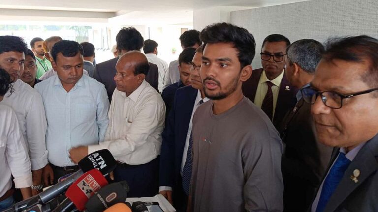 জাতীয় নির্বাচনের আগে স্থানীয় নির্বাচন হওয়া উচিত উপদেষ্টা আসিফ